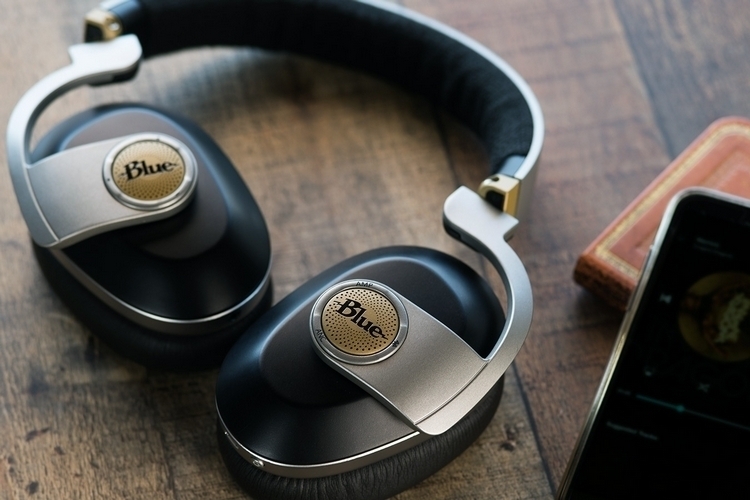 Blue s Satellite Headphones Come With Built In Amp And Active