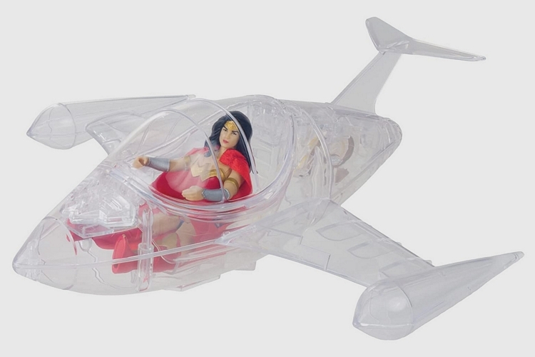 wonder woman flying invisible plane
